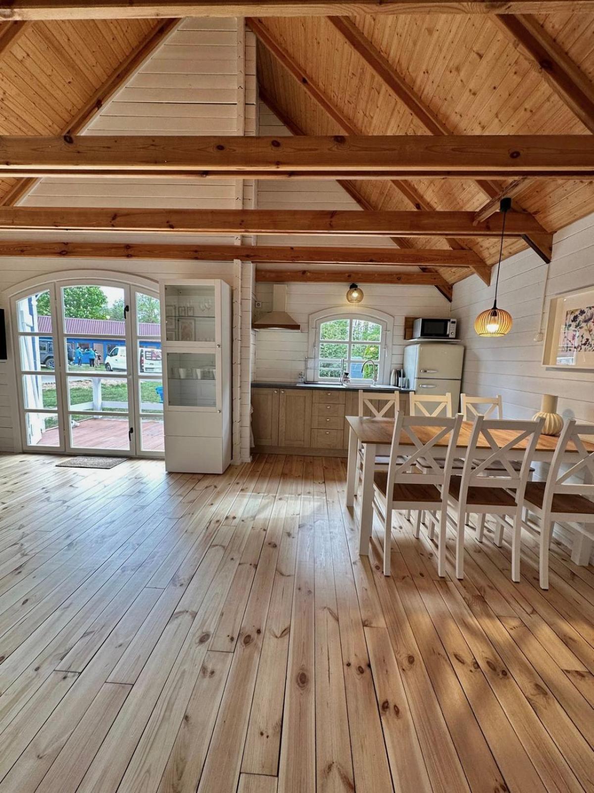 Villa Na Wczasach I Osrodek Wypoczynkowy I Mazury à Rydzewo Extérieur photo
